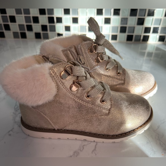 Toddler Girls Metallic Lace Up Booties - Gold - Picture 3 of 5